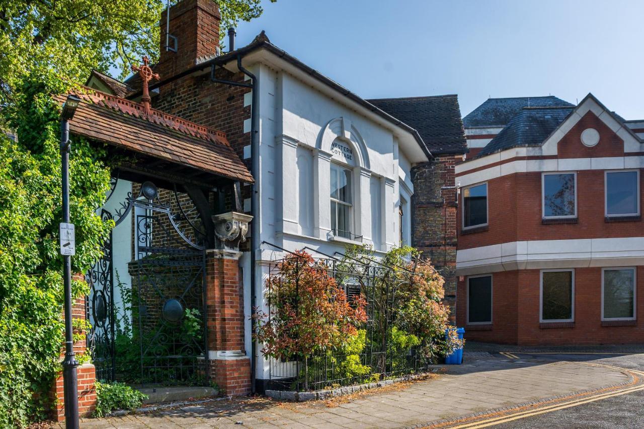 Castle Properties: The Duchess, 3 Bed Family Cottage Windsor Esterno foto