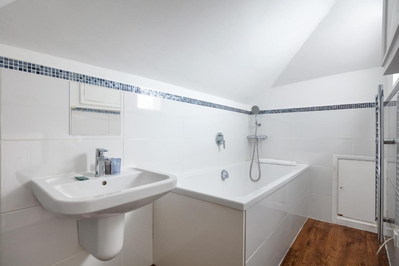 Castle Properties: The Duchess, 3 Bed Family Cottage Windsor Esterno foto