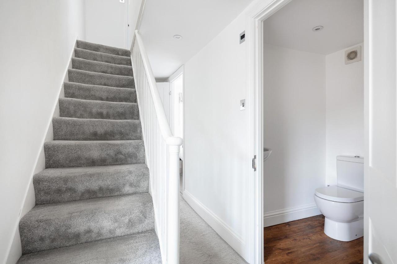 Castle Properties: The Duchess, 3 Bed Family Cottage Windsor Esterno foto