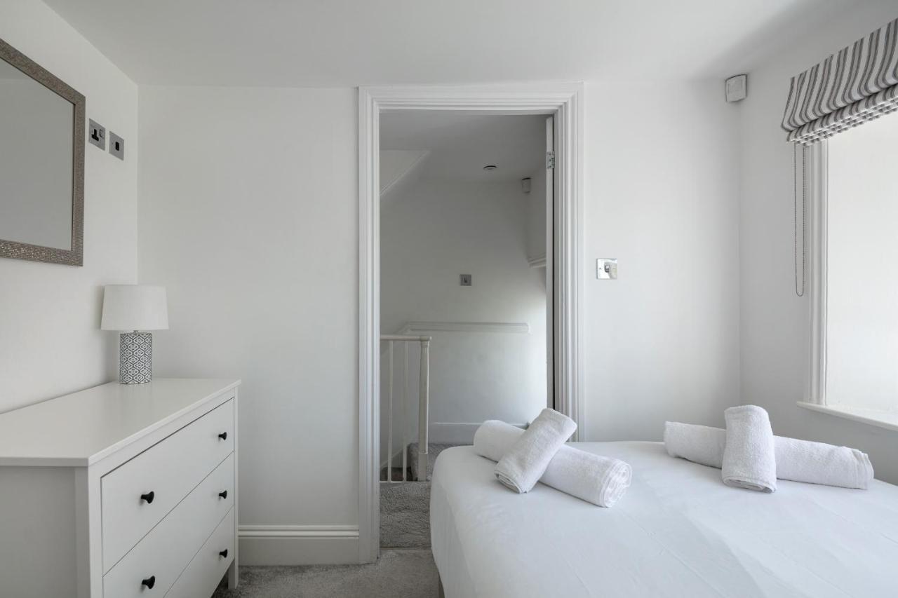 Castle Properties: The Duchess, 3 Bed Family Cottage Windsor Esterno foto